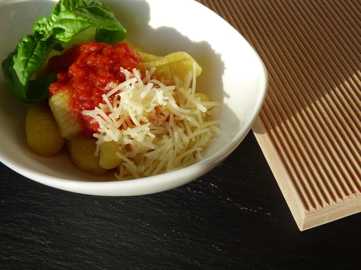 Crispy gnocchi with blistered tomatoes